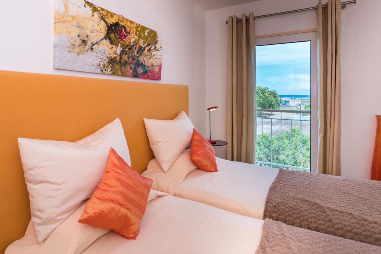 Stunning 2-Bed Penthouse In Lagos 250M From Beach Buitenkant foto