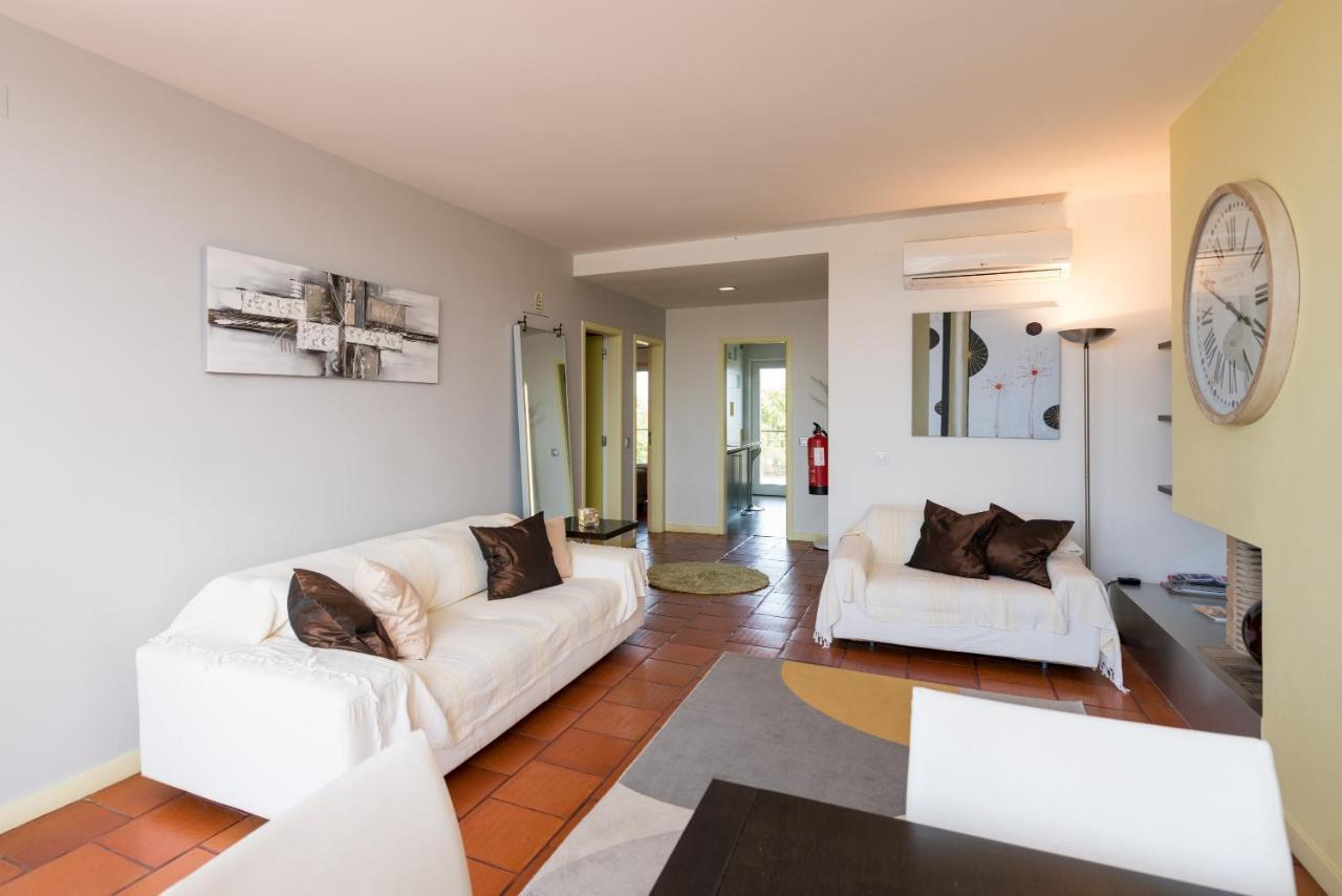 Stunning 2-Bed Penthouse In Lagos 250M From Beach Buitenkant foto